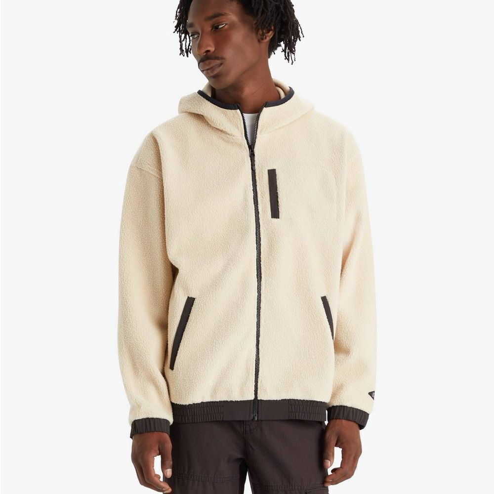 Levi’s HOODED SHERPA ZIP-UP SWEATSHIRT